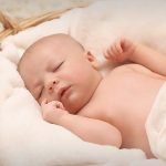 Zašto moja beba ima zelenu stolicu? newborn-1399193_640