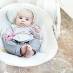 Oprema za bebe koja će vam olakšati svakodnevnicu lezaljka za bebe n