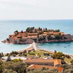 Najbolje destinacije u Crnoj Gori za letovanje sa bebom crna-gora-more