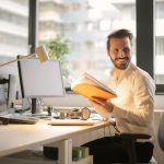 poslovni covek postavio smart ciljeve