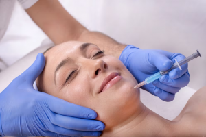 Biorevitalizacija devojka na tretmanu